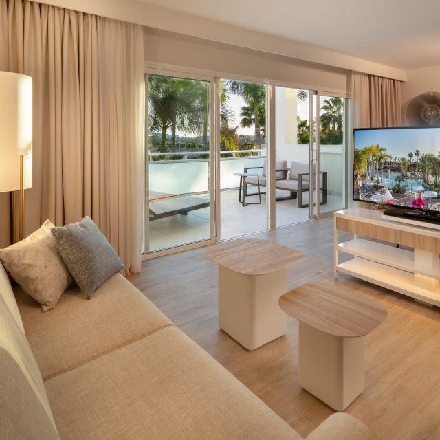 Don't wait for a special date to surprise your partner. 🧡

Celebrate love in the spectacular Prestige suites at our twin hotels Maspalomas and Tabaiba Princess! 🥂
--
No esperes a una fecha especial para sorprender a tu pareja. 🧡

¡Celebra el amor en las espectaculares suites Prestige de nuestros hoteles gemelos Tabaiba y Maspalomas Princess! 🥂

#hotelsuite 
#hotelrooms 
#hotelinteriors
#princesscanaryislands
#grancanaria
#canariaslifestyle