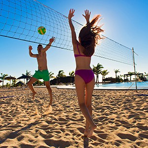 Cancha de vóley playa, clases en el hotel